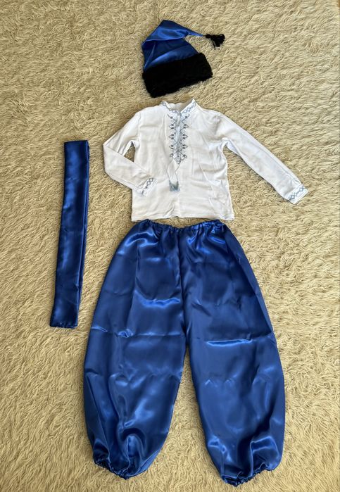 Костюм козака! Повний комплект! На 9-10 років. Новий!