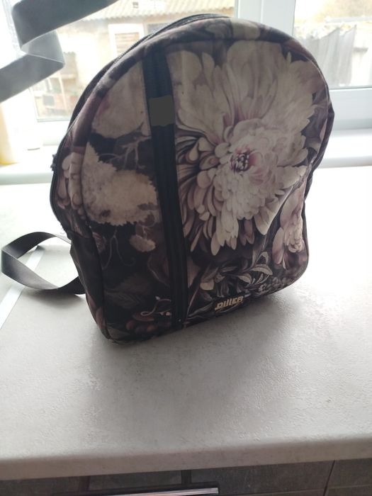 Портфель жіночий