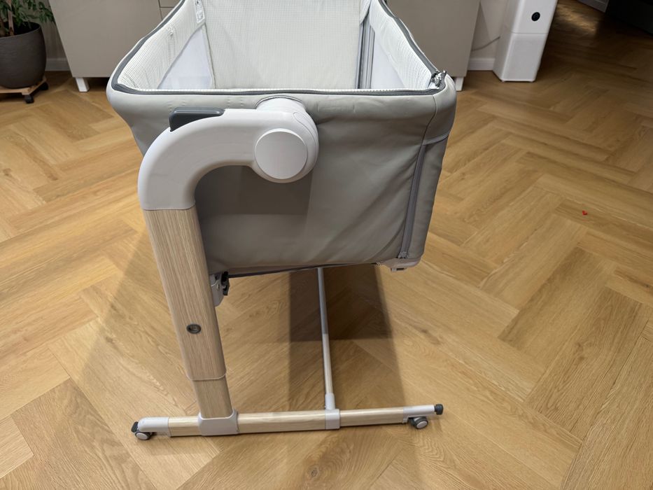 Łóżeczko dostawka Chicco Next To Me Magic