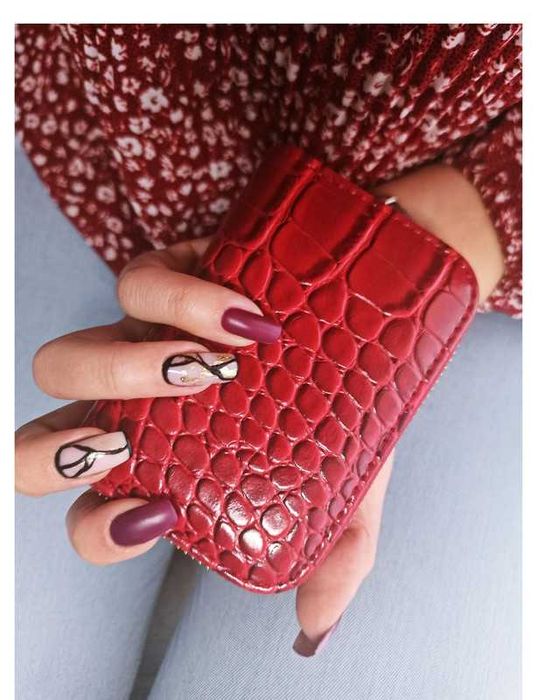 Czerwony portfel damski skórzany lakierowany – Idealny Prezent Święta