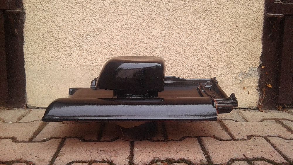 Kominek wentylacyjny Creaton Titania czarna glazura CERAMICZNY