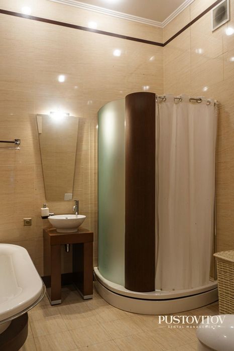 Аренда квартиры Дерибасовская/Пушкинская (3 спальни)