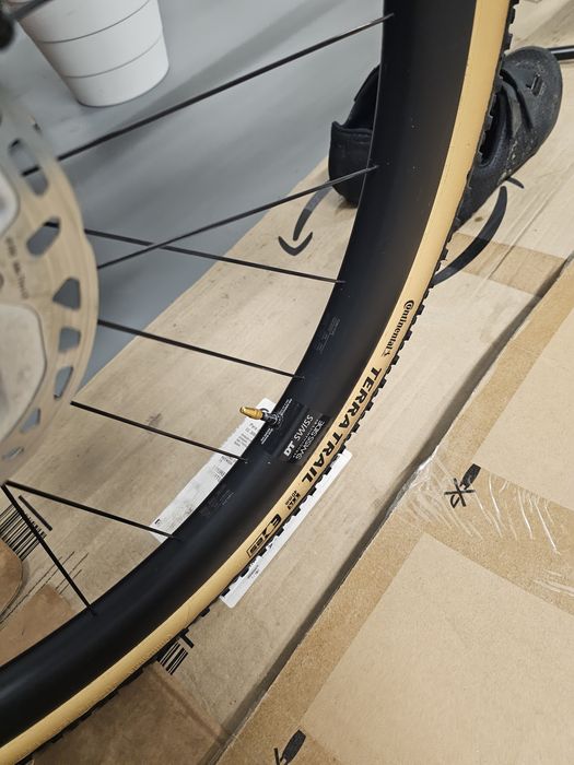 Pneus gravel 27.5'' 650b Continental Terra Trail e Terra Speed 40-584