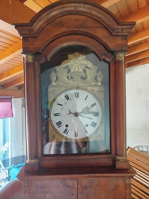 Relógio de caixa alta Suíço