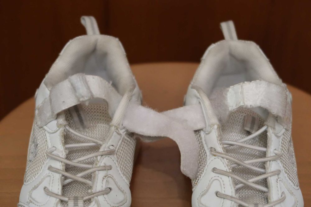 Buty (półbuty) dla dziewczynki firmy KAPPA rozm. 35