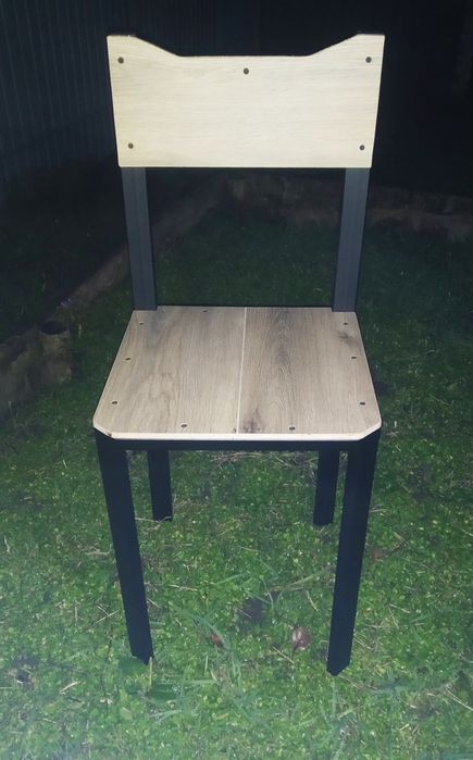 Садові та хатні меблі