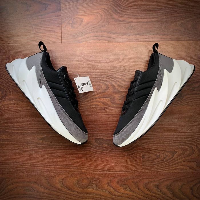 Adidas Shark Black & Gray & White