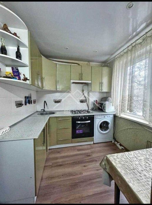 Оренда 2к квартири по вул. Катеринівська 18