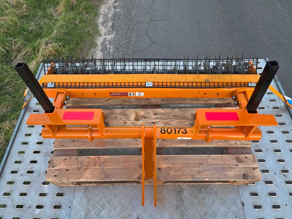 Rink Aerator SISIS Wertykulator Redexim WIEDENMANN Toro Aerator pasywny John Deere Napowietrzanie SZEROKOŚĆ ROBOCZA 130 CM