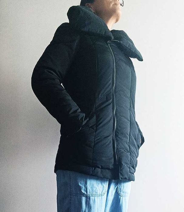 Casaco preto acolchoado | PROMOD