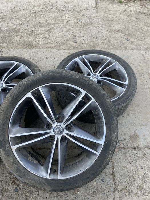 Продам диски з шинами