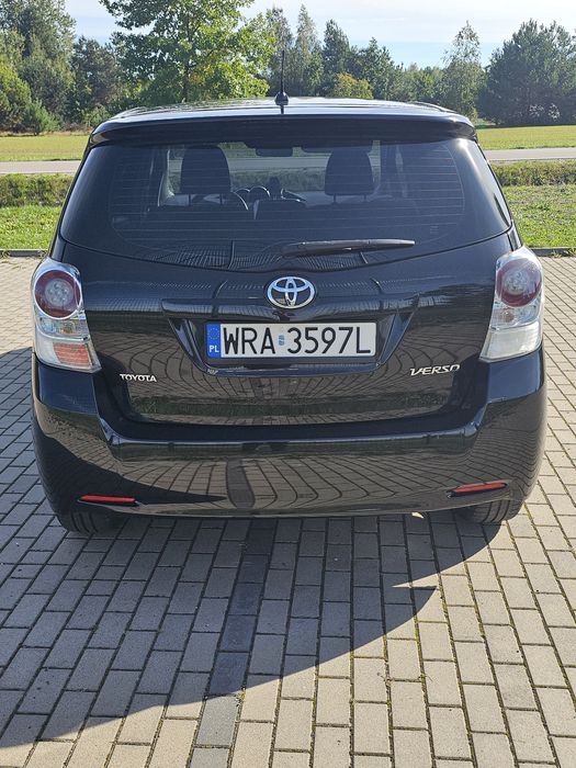 Toyota Verso 1.8b 2011r