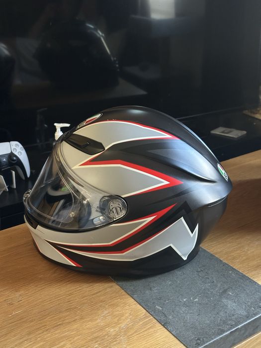 M-ка AGV k6 шолом шлем