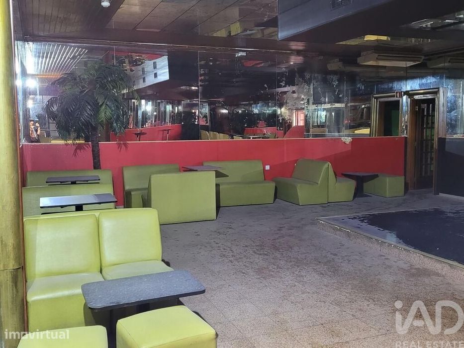 Prédio em Esgueira de 520,00 m2