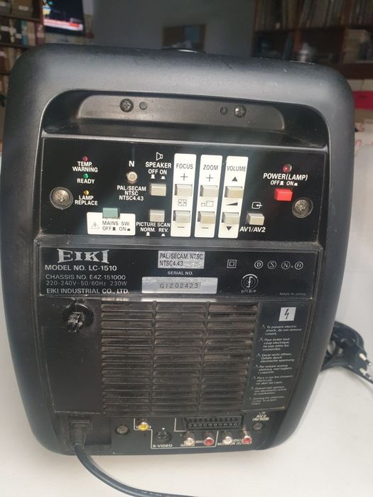 Video projector eiki lc-1510