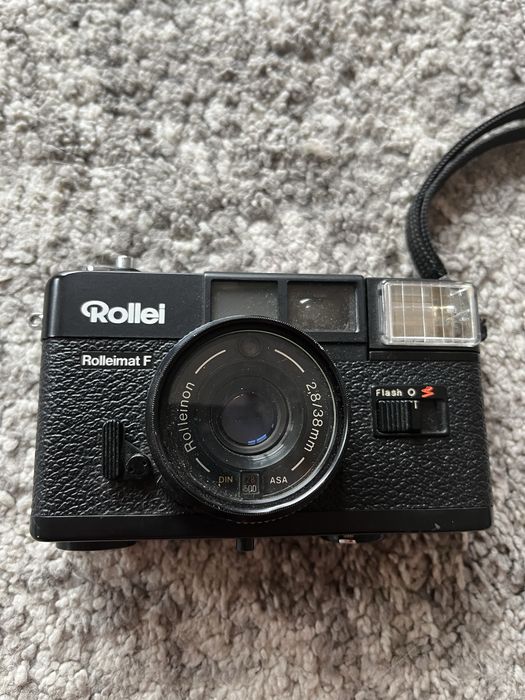 Analogowy Rollei Rolleimat F