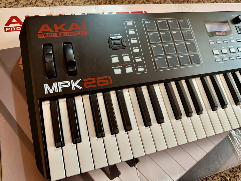 Midi Клавіатура AKAI MPK 261