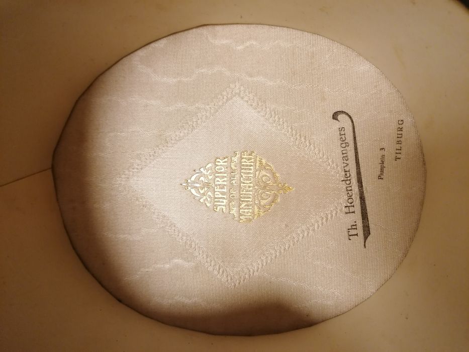 Chapéu de seda 1946