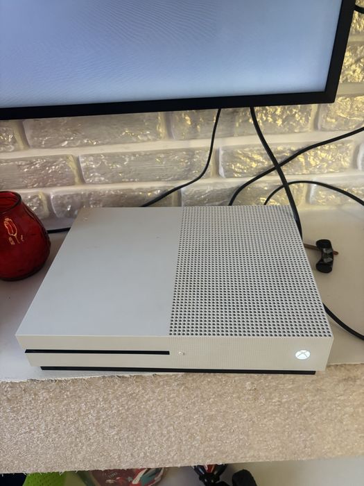 Продам x box one s икс бокс ван с