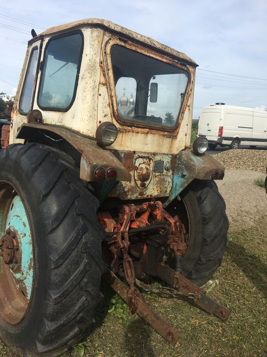 Продам трактор ЮМЗ-6