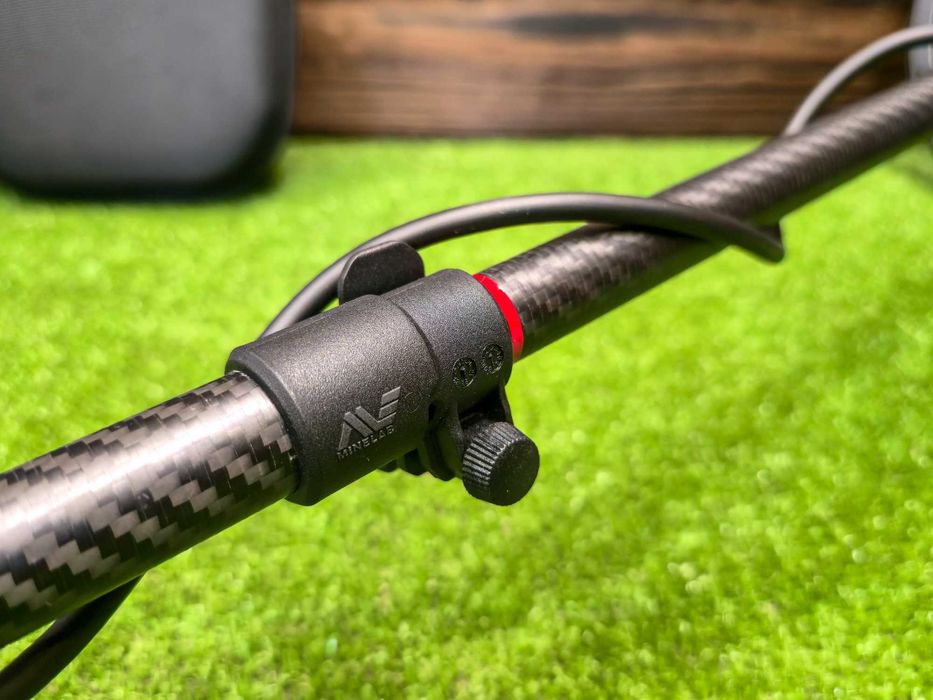 Металошукач Minelab Equinox 700