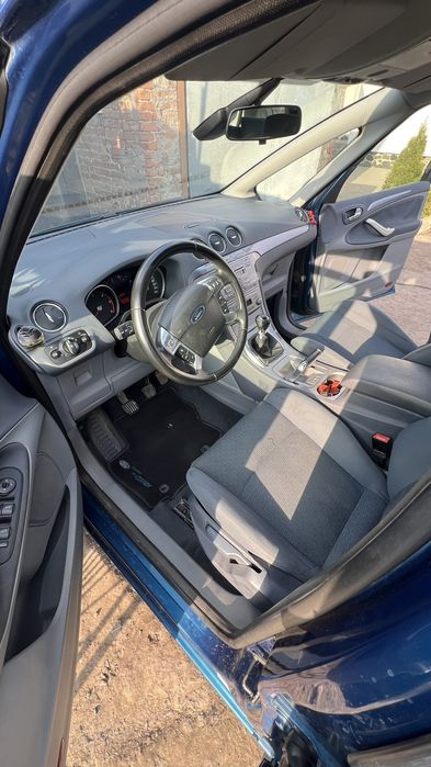 Продам Ford S-Max