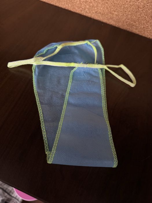 Одноразові тапочкі, труси, халат