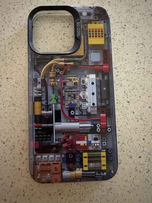 Чехлы Apple iPhone 15 Pro Max