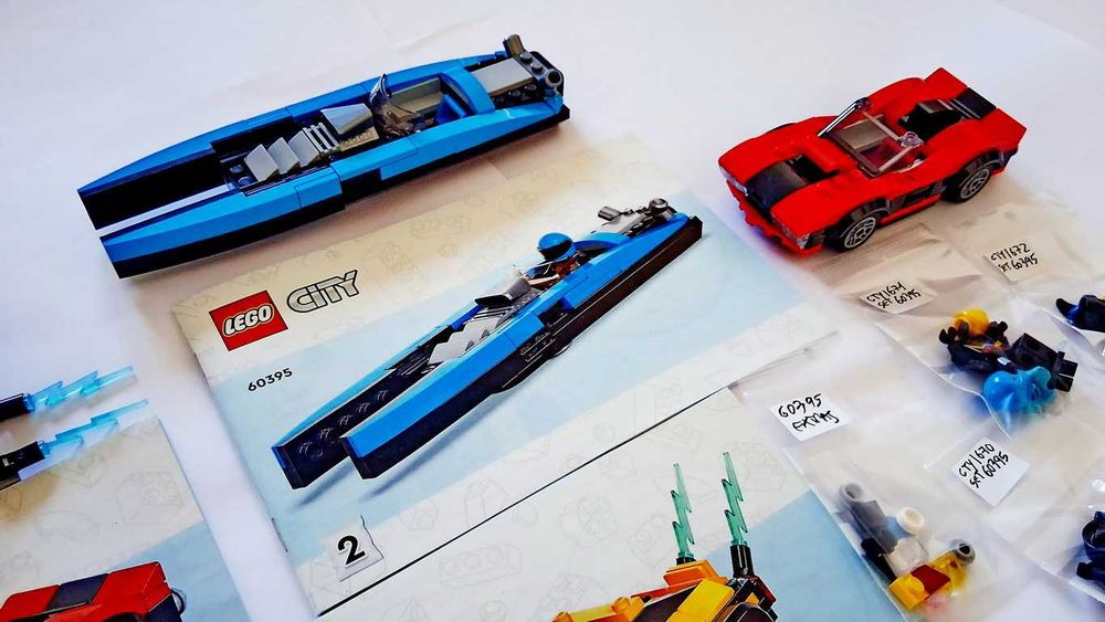 Lego City 60395 Combo Race Pack em peças novas semi montado