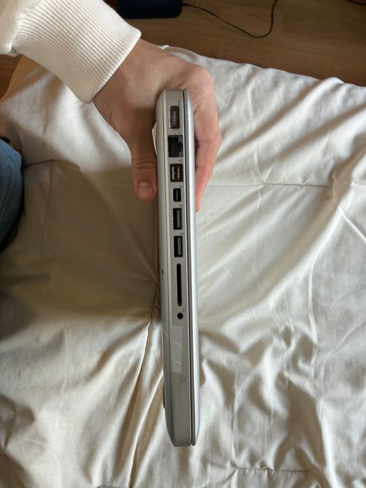 Apple Macbook pro core duo