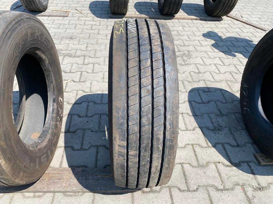 Opona używana ciężarowa prowadząca 245/70R17.5 ADVANCE GR-A1 / 10mm