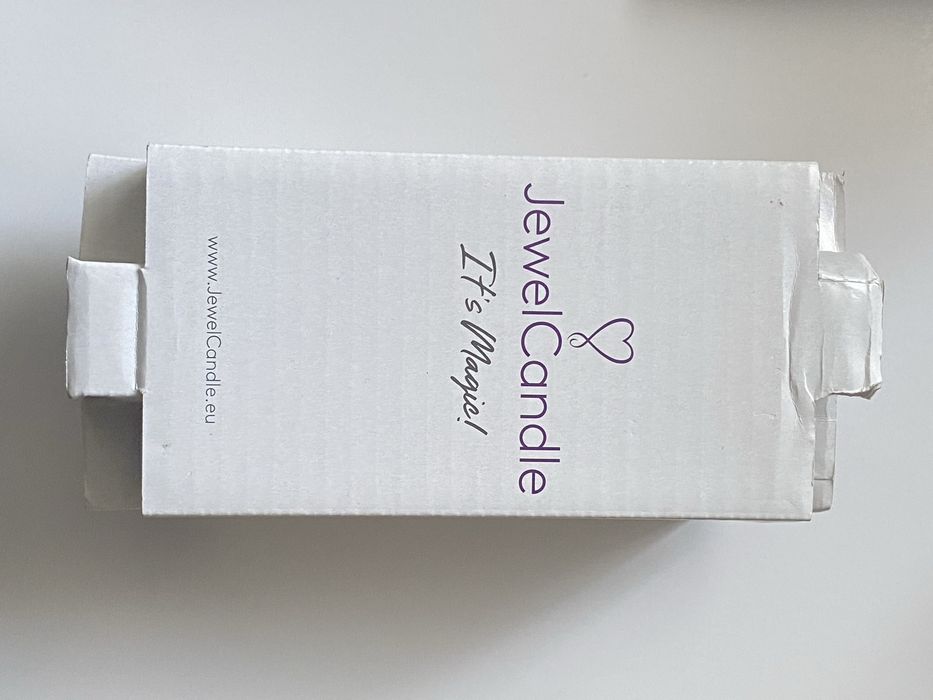 Свічка зі срібною прикрасою всередині JewelCandle