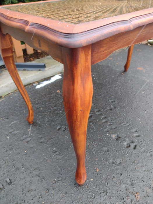 Stół  stolik w stylu Chippendale rafia szkło stan bdb