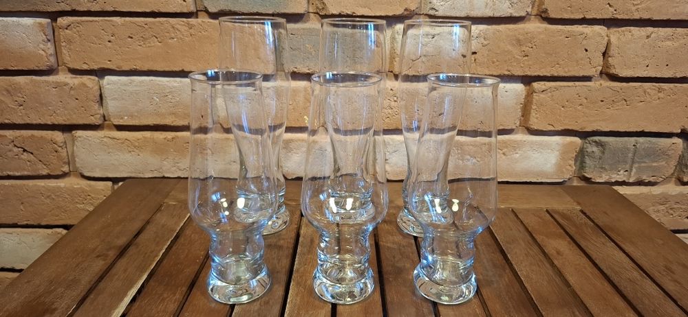 Wysokie szklanki. DUKA
