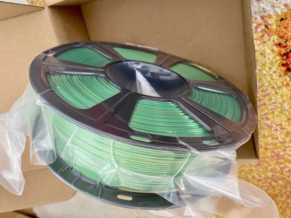 Filamentos Premium PLA Silk Dual Color 1.75mm (1KG) — BambuLab / Creality / Anycubic / Prusa