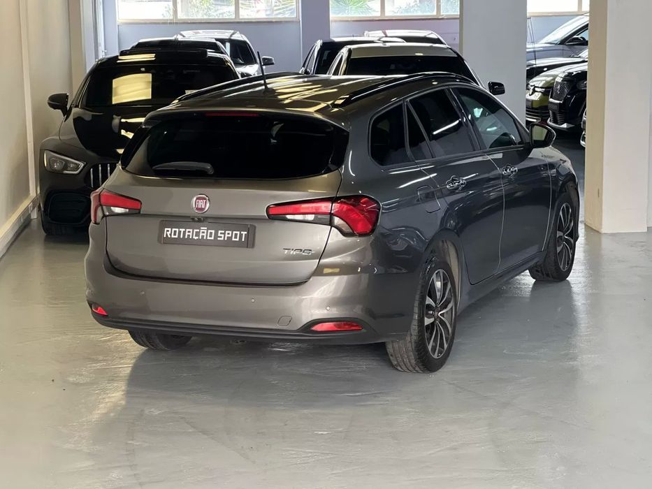 Fiat Tipo Station Wagon 1.3 M-Jet Lounge Tech