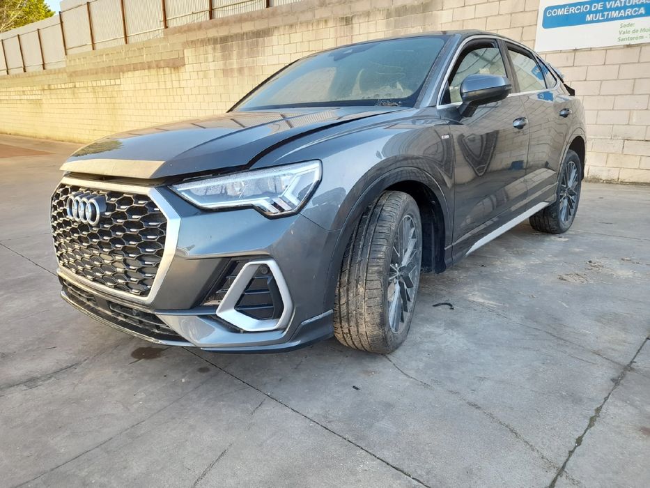 Para peças AUDI Q3 (F3B)