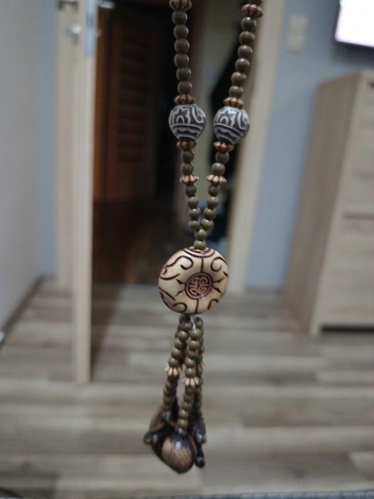 Wisiorek biżuteria, koraliki