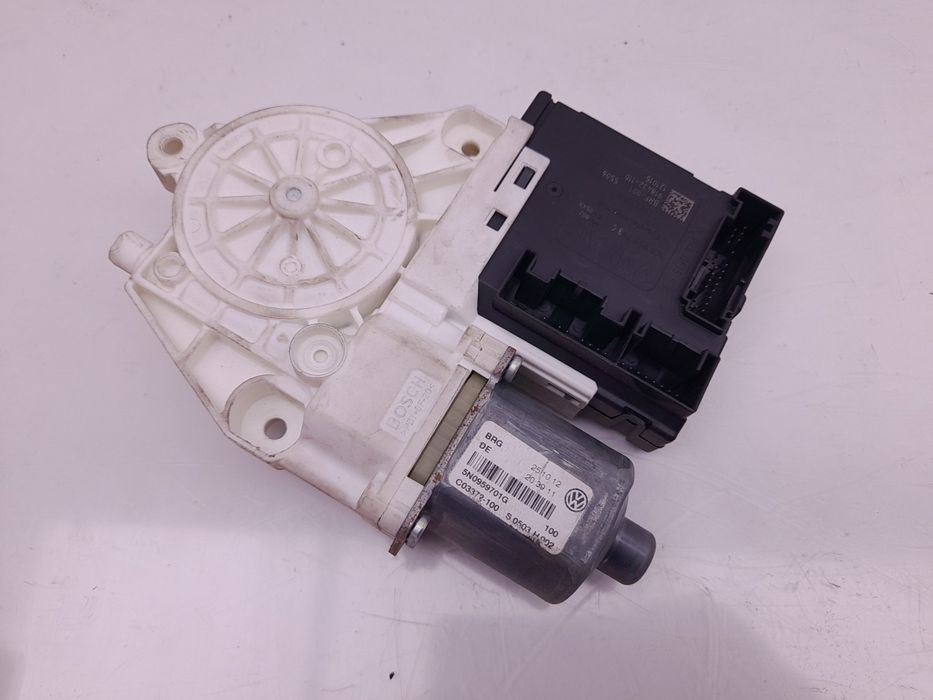 Motor vidro frente esquerdo VOLKSWAGEN Tiguan (5N)