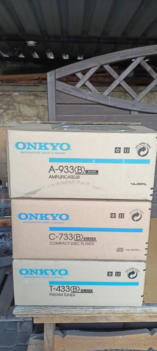 Wieża ONKYO A-933 C-733 T-433