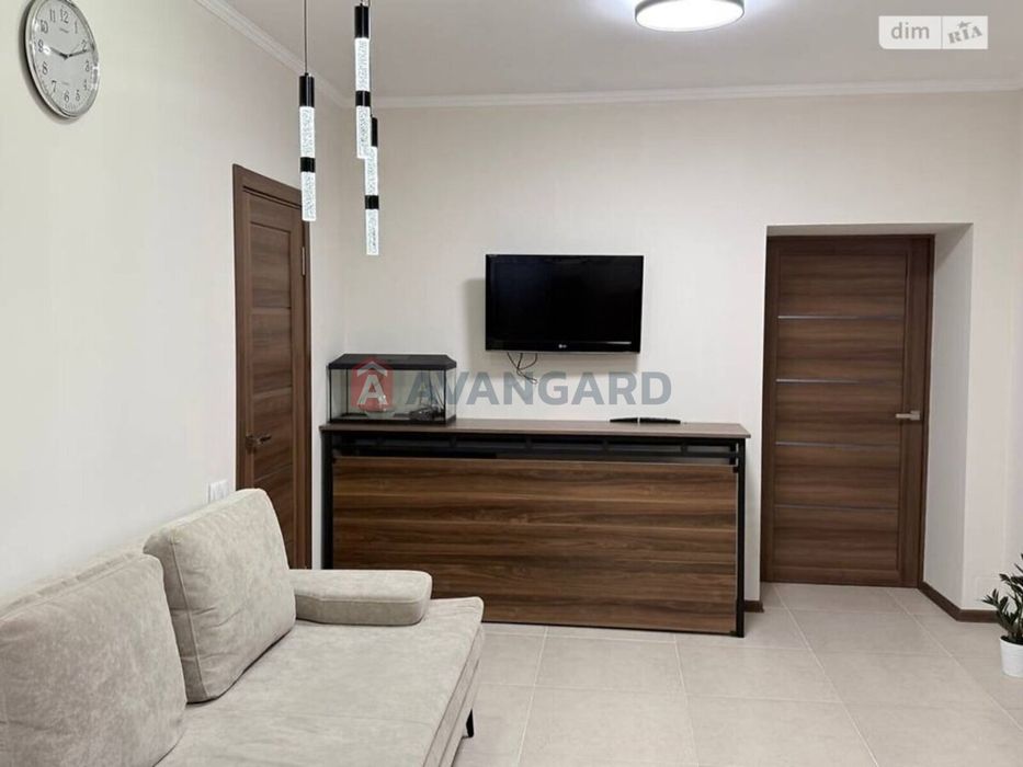 Продам чудовий будинок на Кореї