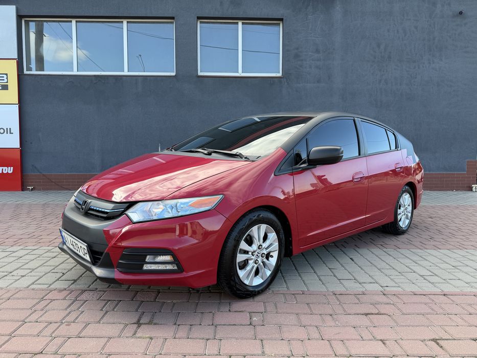 Оренда Honda Insight hibrid