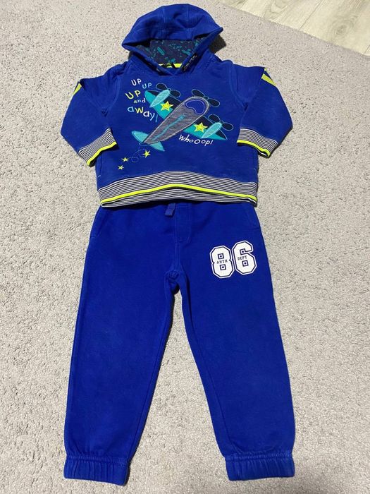 Детский спортивный костюм 2-3года