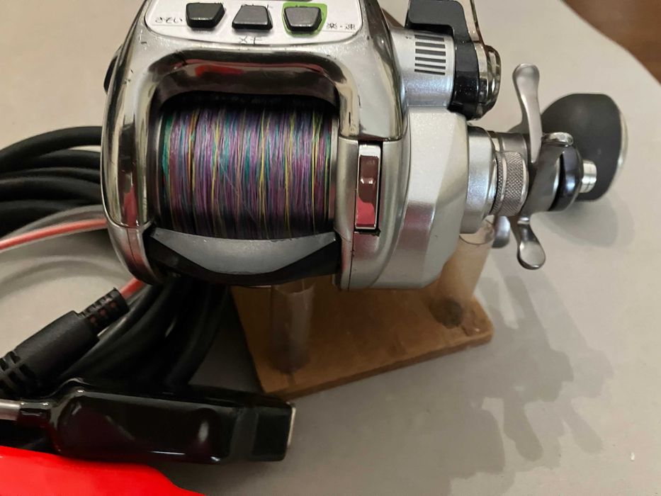 Carreto Eletrico SHIMANO ForceMaster 2000MK