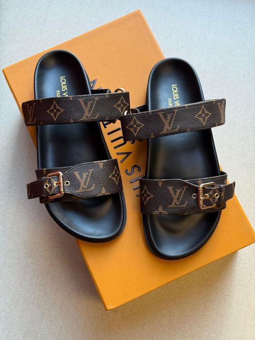 Klapki Louis Vuitton