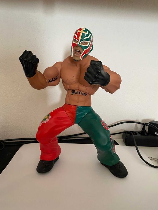 figura original wwe rey mysterio 35cm