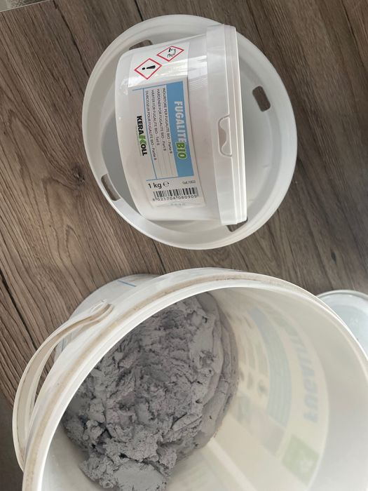 Fuga epoksydowa Kerakoll fugalite bio 3kg Classic 02light grey
