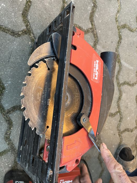 Piła zagłębiarka HILTI WSC 55-A24  bateria + ładowarka