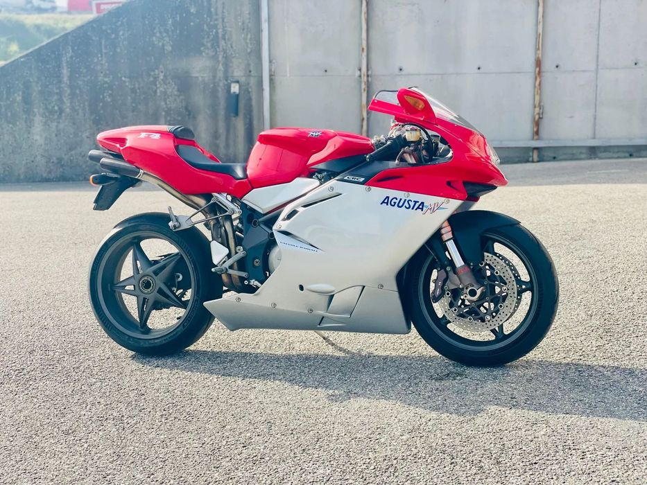 MV Agusta F4  750