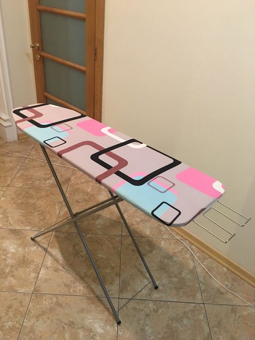 Дошка прасувальна гладильна